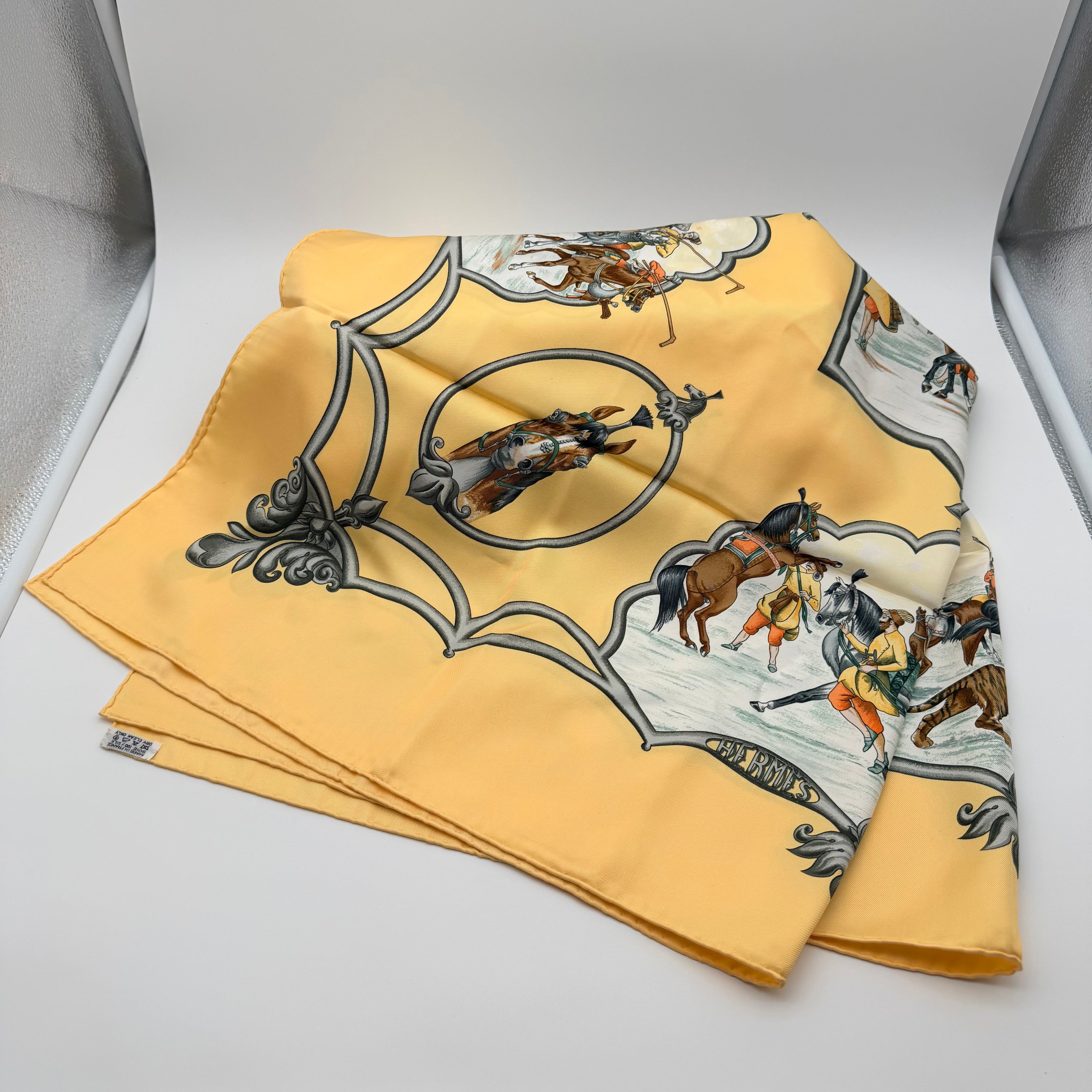 Hermès Les Chevaux des Moghols Silk Scarf