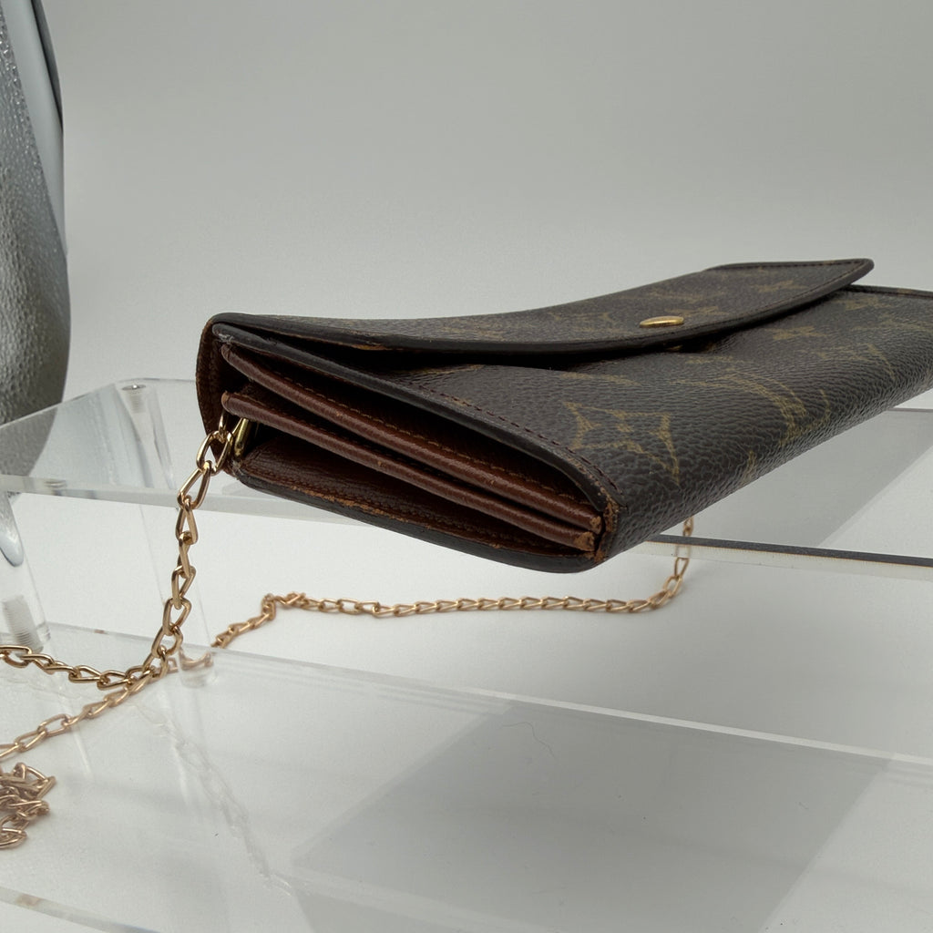 Louis Vuitton Sarah Wallet on Chain