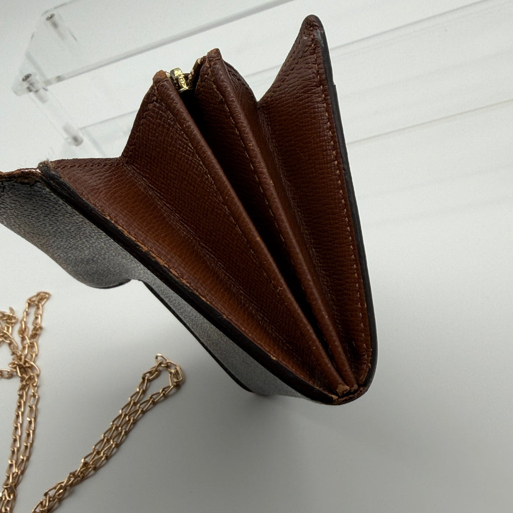 Louis Vuitton Sarah Wallet on Chain