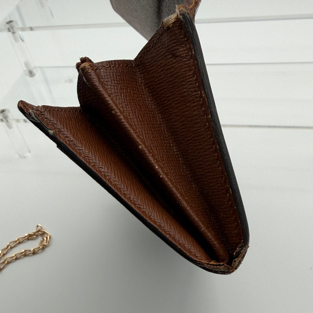 Louis Vuitton Sarah Wallet on Chain