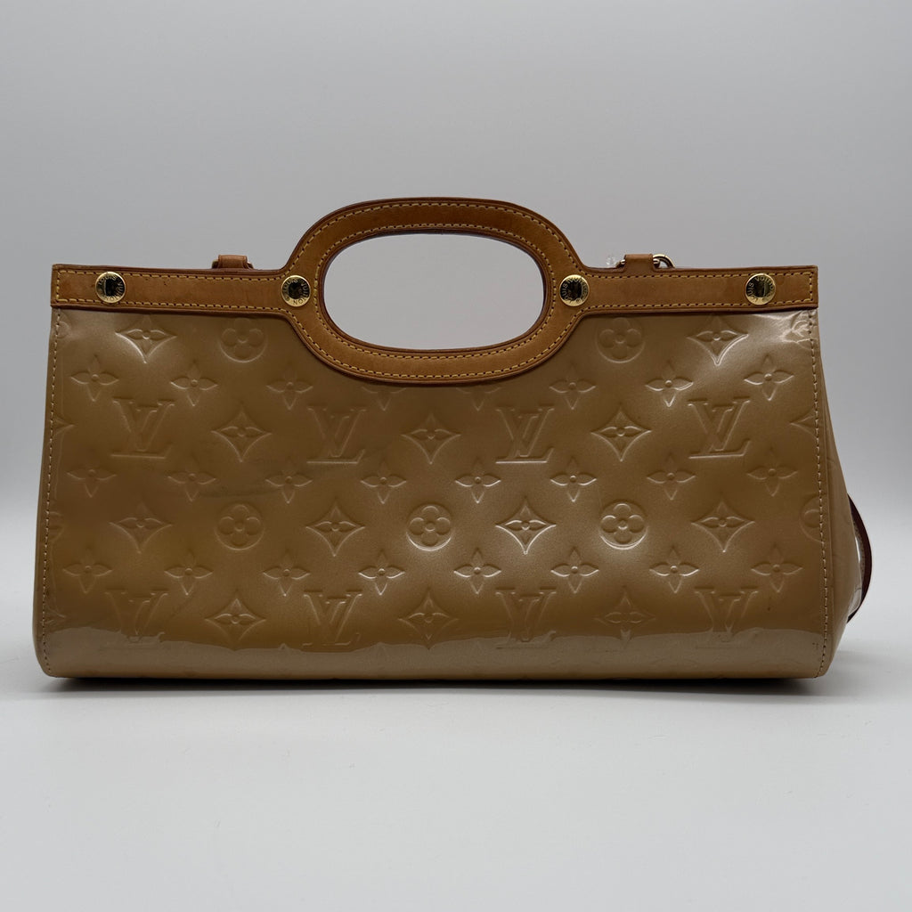 Louis Vuitton Noisette Monogram Vernis Roxbury Drive Bag