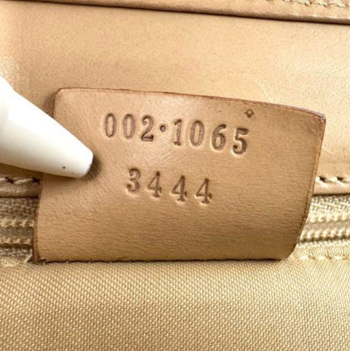 Gucci Piston Lock Bardot Tote